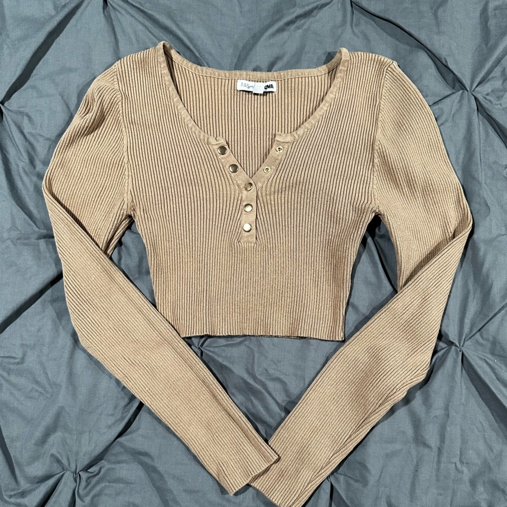 Fashion nova cropped sweater